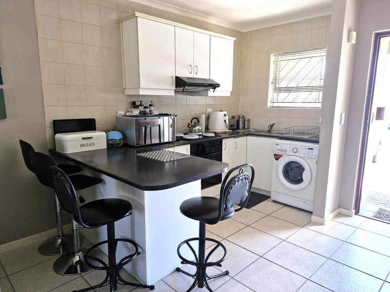 2 Bedroom Property for Sale in Burgundy Estate Western Cape